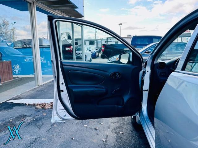 2019 Nissan Versa 1.6 S+