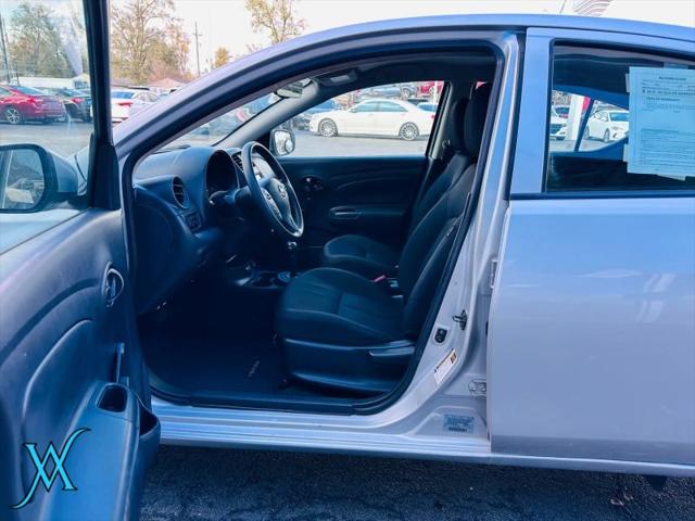 2019 Nissan Versa 1.6 S+