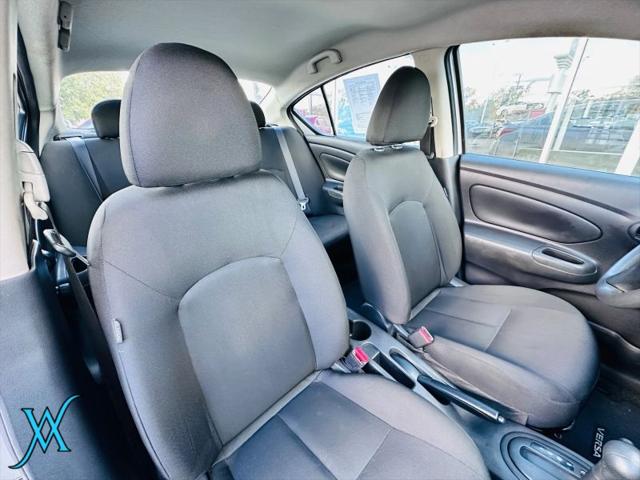 2019 Nissan Versa 1.6 S+