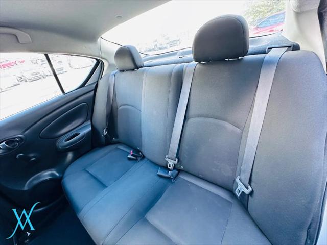 2019 Nissan Versa 1.6 S+
