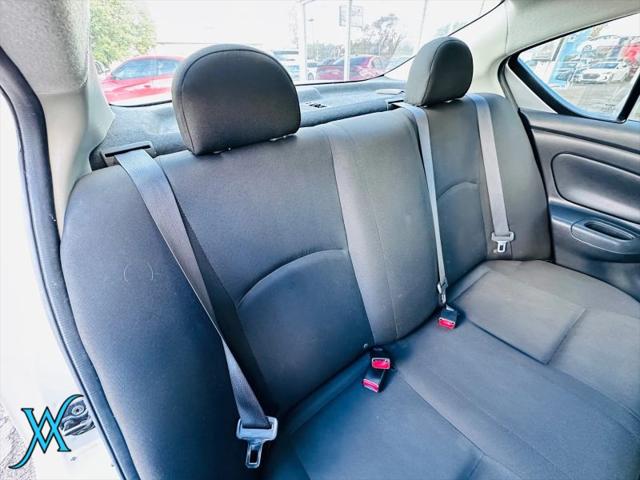 2019 Nissan Versa 1.6 S+