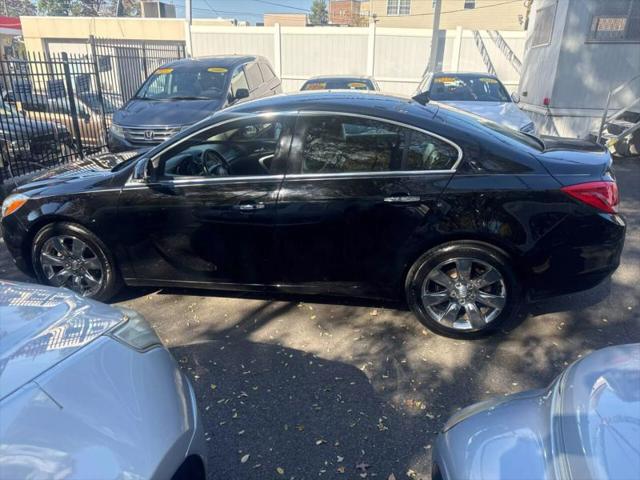 2012 Buick Regal Premium 1