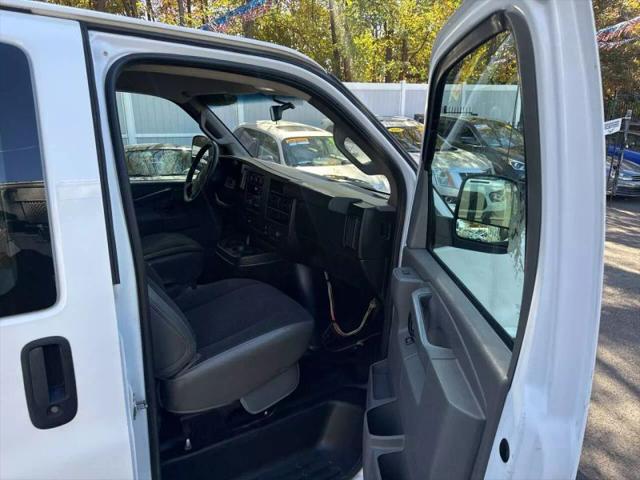 2018 GMC Savana 2500 Work Van
