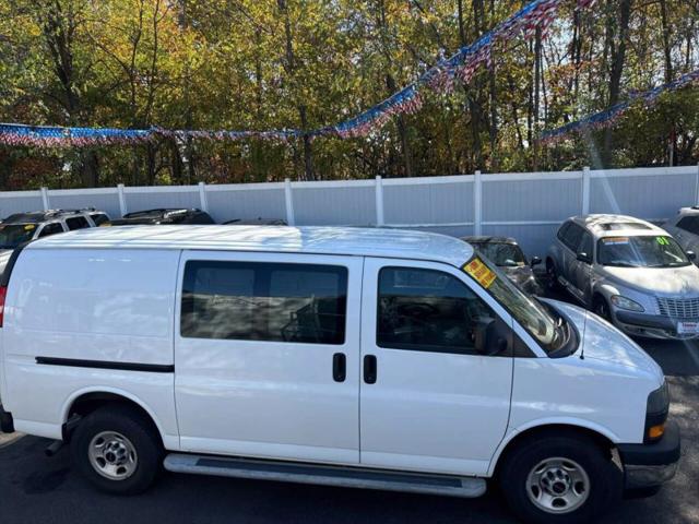 2018 GMC Savana 2500 Work Van
