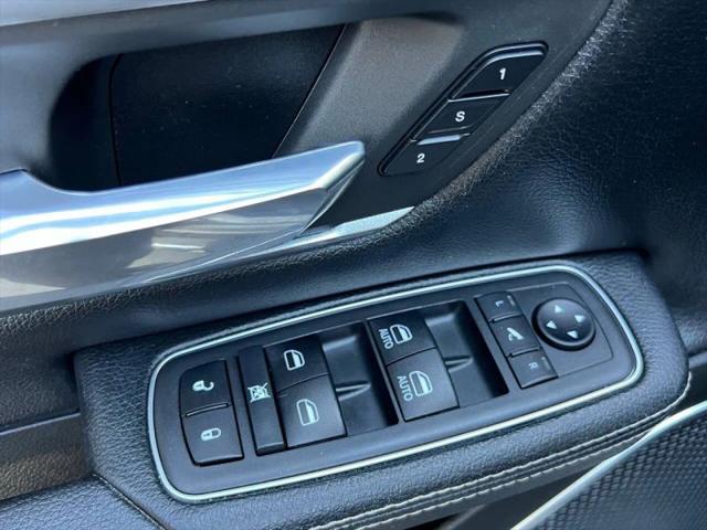 2020 Ram 1500 Laramie Crew Cab 4x4 5'7" Box