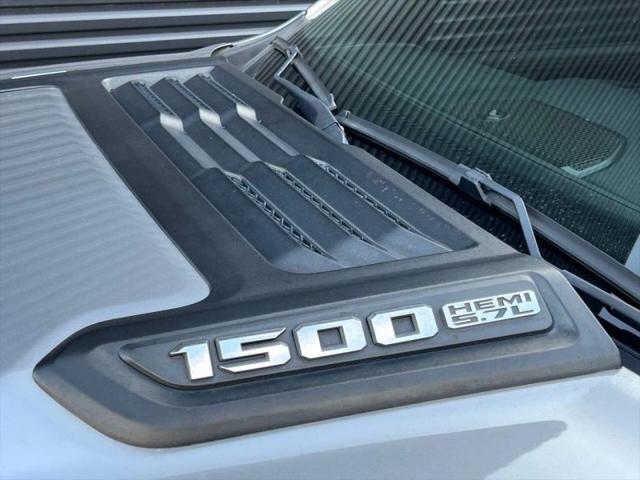 2020 Ram 1500 Laramie Crew Cab 4x4 5'7" Box