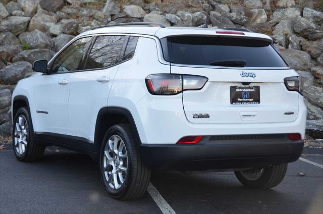 2022 Jeep Compass Latitude Lux 4x4