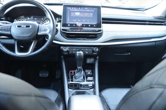 2022 Jeep Compass Latitude Lux 4x4