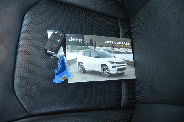 2022 Jeep Compass Latitude Lux 4x4
