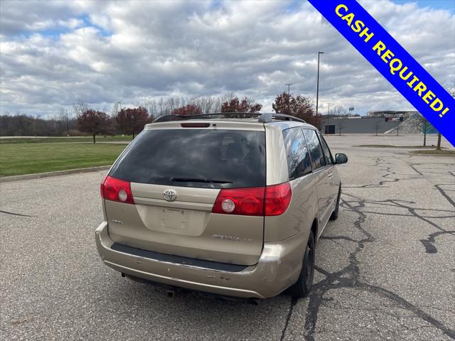 Used 2009 Toyota Sienna For Sale in Waterford Twp, MI