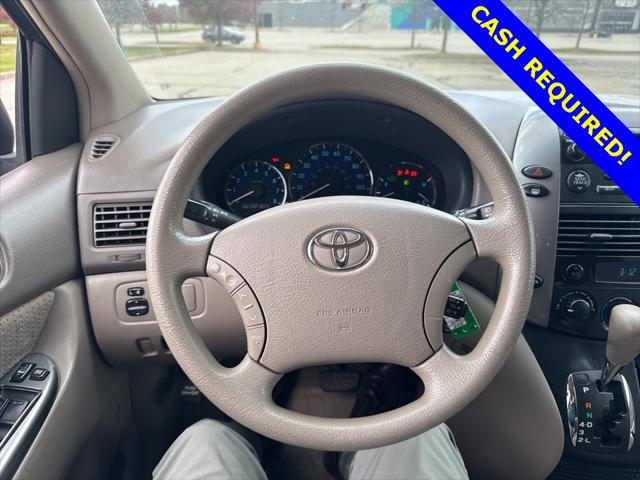 Used 2009 Toyota Sienna For Sale in Waterford Twp, MI