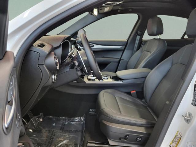 2025 Alfa Romeo Stelvio Sprint AWD