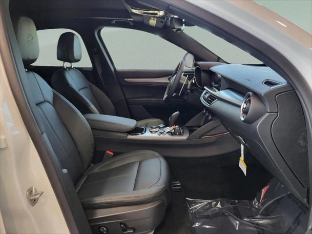 2025 Alfa Romeo Stelvio Sprint AWD