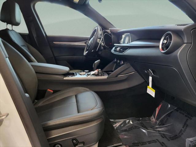 2025 Alfa Romeo Stelvio Sprint AWD