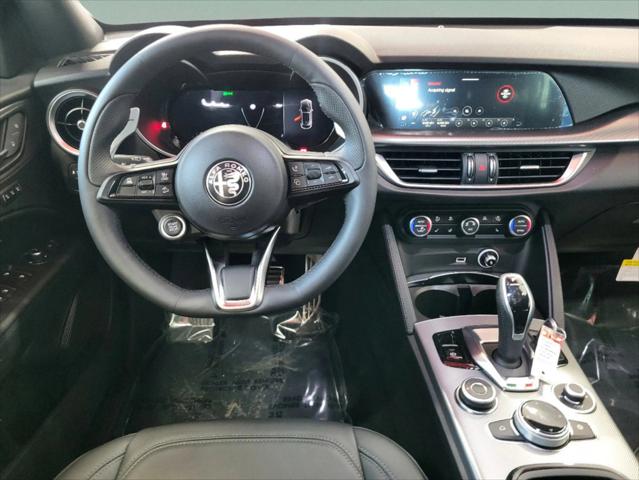2025 Alfa Romeo Stelvio Sprint AWD
