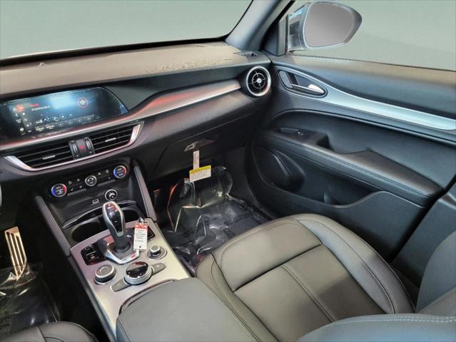 2025 Alfa Romeo Stelvio Sprint AWD