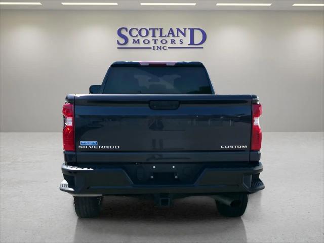 2024 Chevrolet Silverado 2500HD 4WD Crew Cab Standard Bed Custom