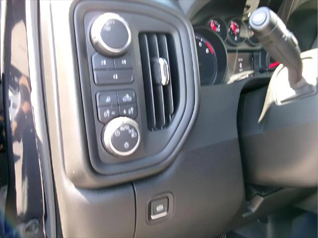 2024 Chevrolet Silverado 2500HD 4WD Crew Cab Standard Bed Custom
