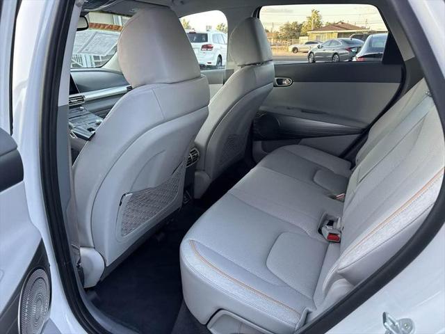 2021 Hyundai NEXO Blue
