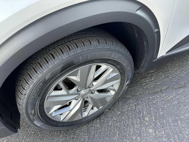 2021 Hyundai NEXO Blue