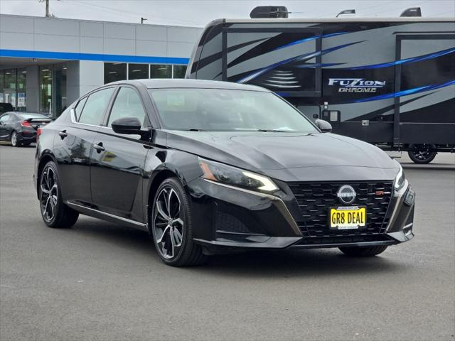 2023 Nissan Altima SR FWD
