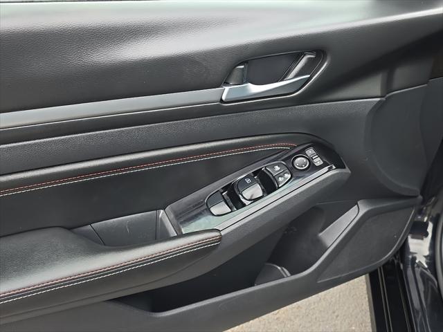 2023 Nissan Altima SR FWD