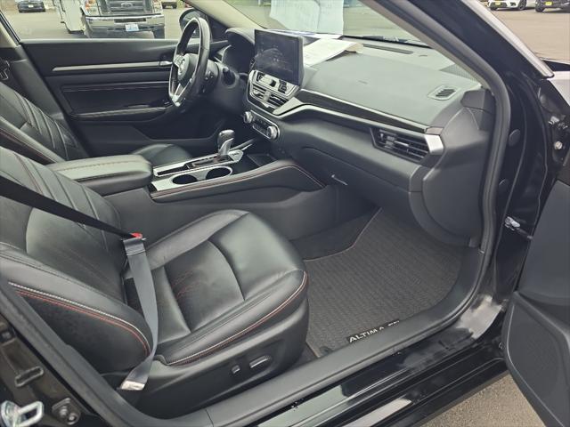 2023 Nissan Altima SR FWD