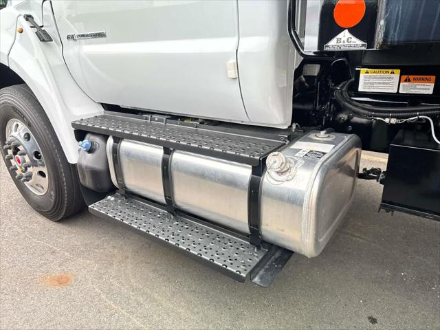 2025 Ford F-750 SUPER DUTY