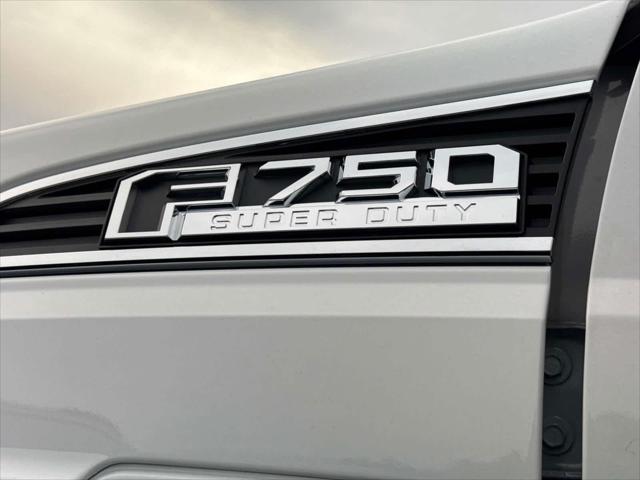 2025 Ford F-750 SUPER DUTY