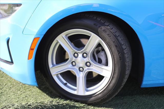 2023 Chevrolet Camaro RWD Coupe 1LT