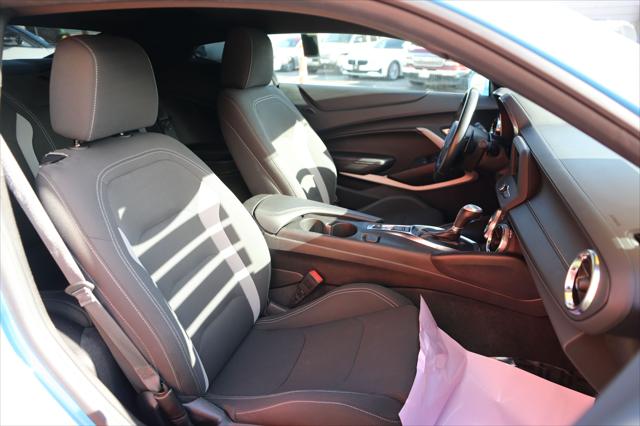 2023 Chevrolet Camaro RWD Coupe 1LT