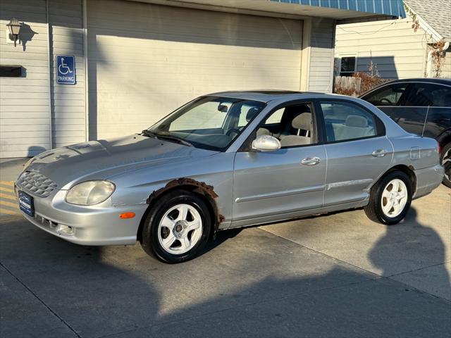 2000 Hyundai Sonata GL