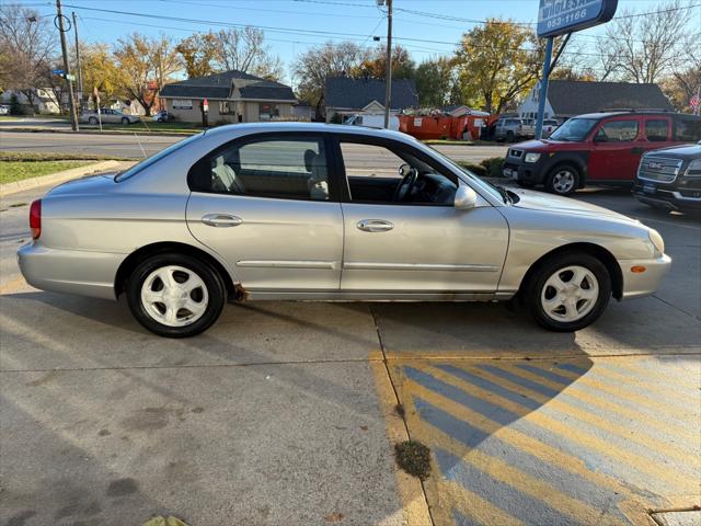 2000 Hyundai Sonata GL