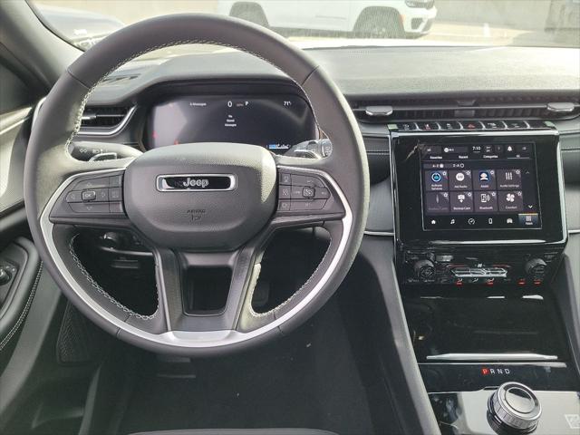 2025 Jeep Grand Cherokee GRAND CHEROKEE L LAREDO X 4X2