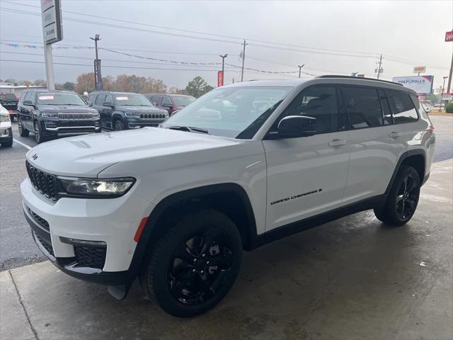 2025 Jeep Grand Cherokee GRAND CHEROKEE L LIMITED 4X4