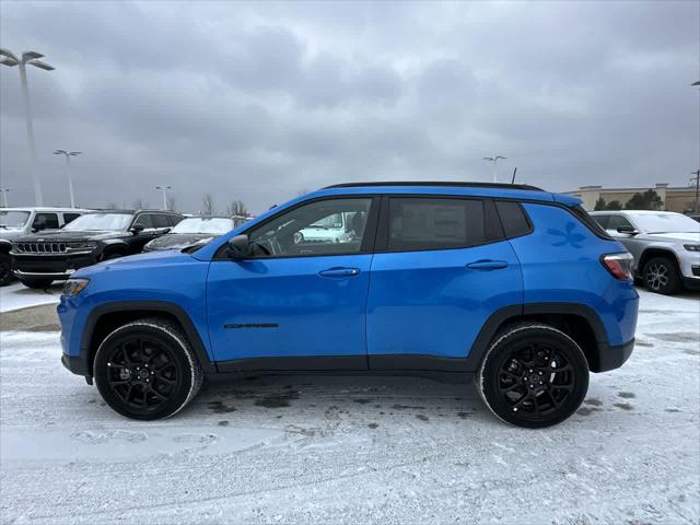 2025 Jeep Compass COMPASS LATITUDE 4X4