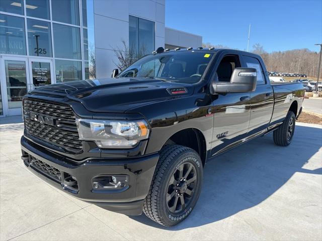 2024 RAM Ram 3500 RAM 3500 BIG HORN CREW CAB 4X4 8 BOX
