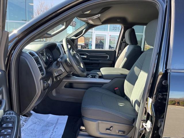 2024 RAM Ram 3500 RAM 3500 BIG HORN CREW CAB 4X4 8 BOX