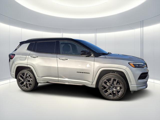 2025 Jeep Compass COMPASS LIMITED 4X4