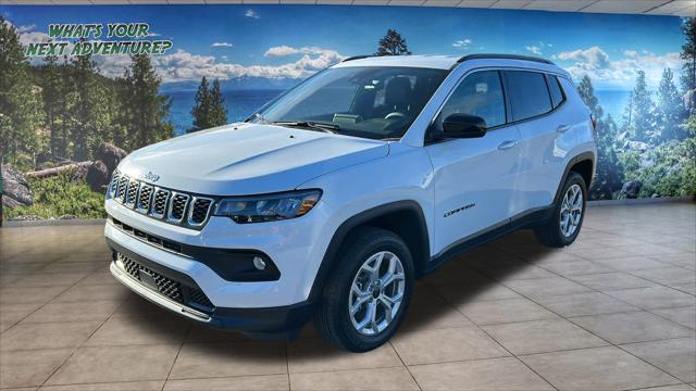 2025 Jeep Compass COMPASS LATITUDE 4X4