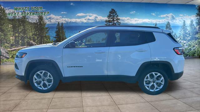 2025 Jeep Compass COMPASS LATITUDE 4X4