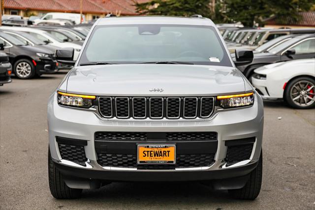2025 Jeep Grand Cherokee GRAND CHEROKEE L LAREDO X 4X4