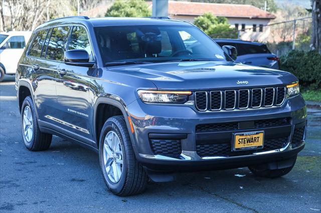 2025 Jeep Grand Cherokee GRAND CHEROKEE L LAREDO X 4X4