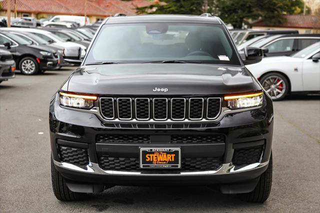 2025 Jeep Grand Cherokee GRAND CHEROKEE L LAREDO X 4X4