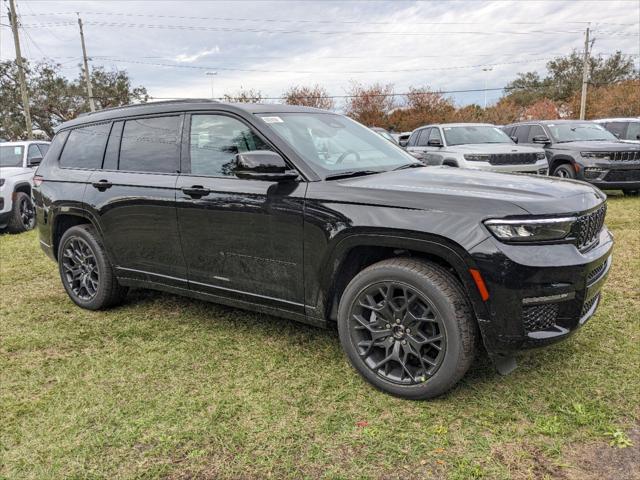 2025 Jeep Grand Cherokee GRAND CHEROKEE L SUMMIT 4X4