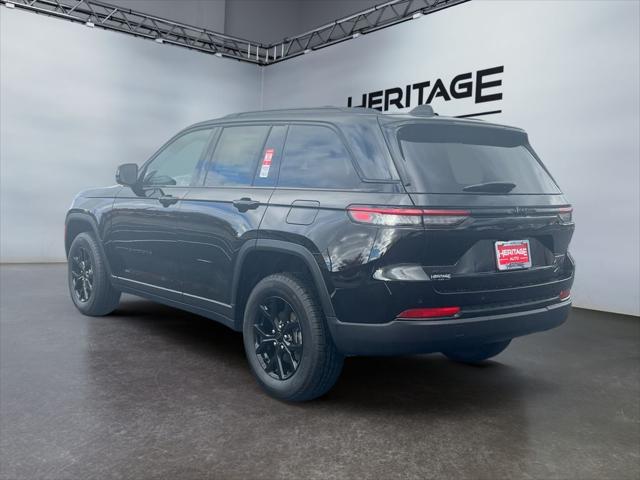 2025 Jeep Grand Cherokee GRAND CHEROKEE ALTITUDE 4X4 2025 Jeep Grand Cherokee GRAND CHEROKEE ALTITUDE 4X4