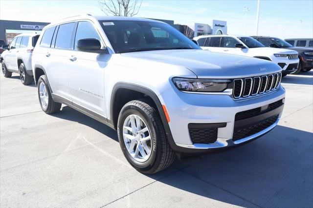 2025 Jeep Grand Cherokee GRAND CHEROKEE L LAREDO X 4X2