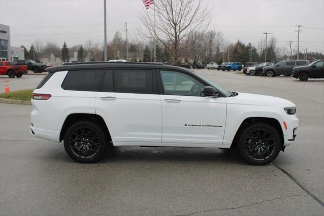 2025 Jeep Grand Cherokee GRAND CHEROKEE L SUMMIT 4X4