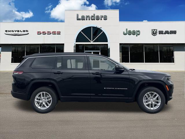 2025 Jeep Grand Cherokee GRAND CHEROKEE L LAREDO 4X4