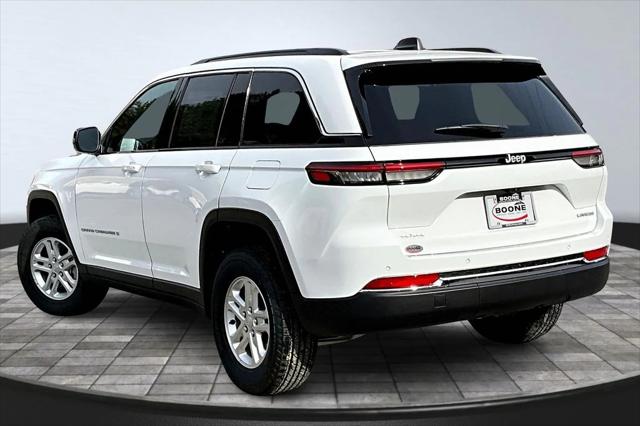 2025 Jeep Grand Cherokee GRAND CHEROKEE LAREDO 4X4